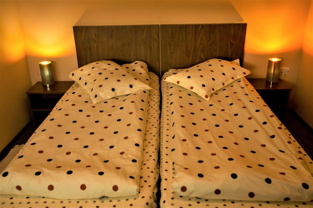 Casa Moroeni Hotel Kültér fotó