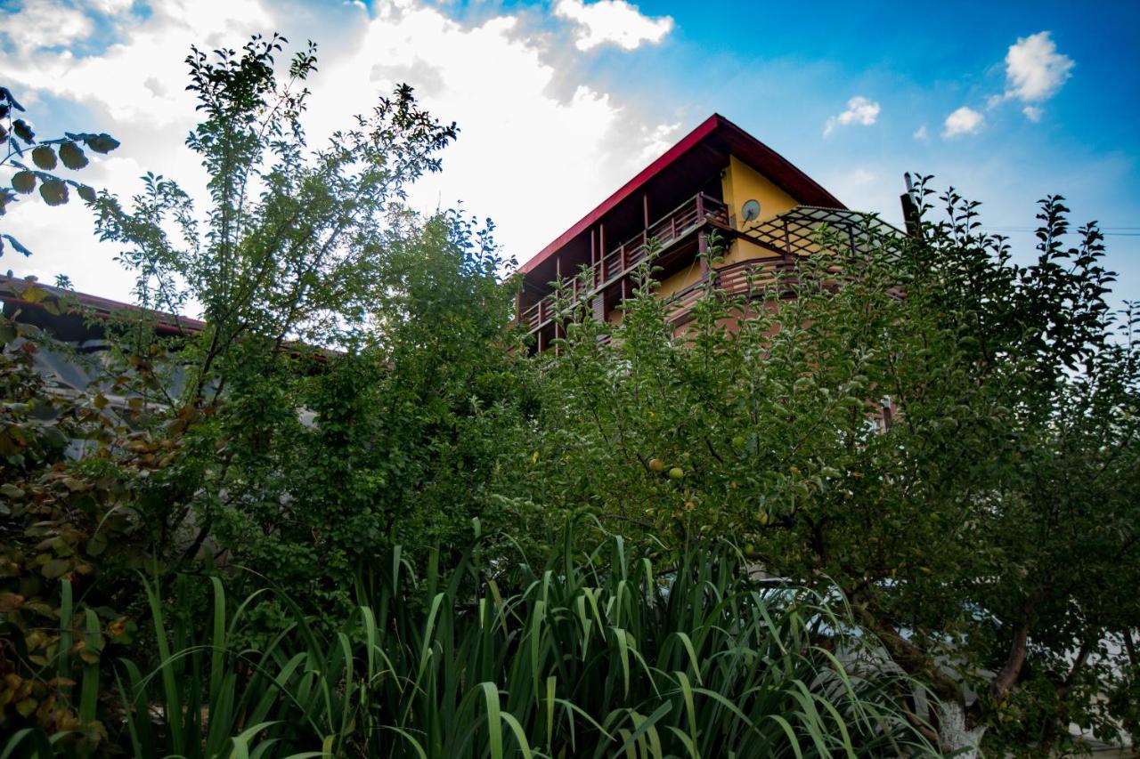 Casa Moroeni Hotel Kültér fotó