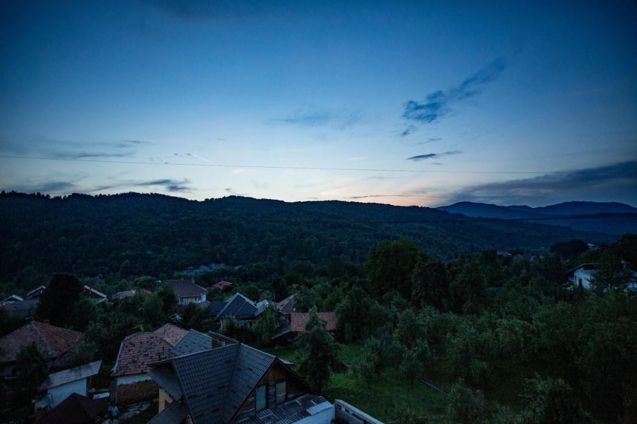 Casa Moroeni Hotel Kültér fotó